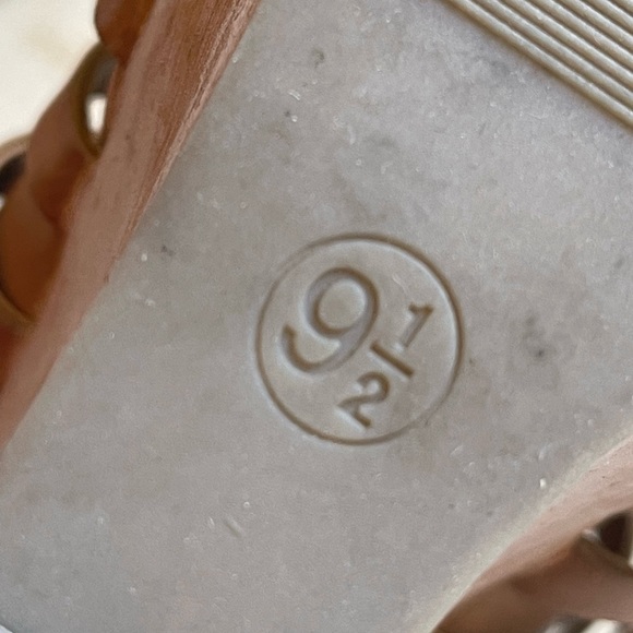 Mossimo Platform Strappy Wedge Brown Sandals - Picture 4 of 4